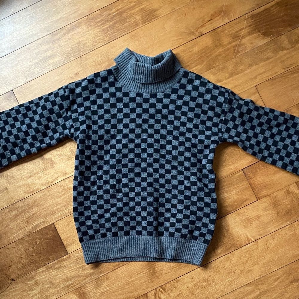 GAP Kids Black and Gray Checkered Sweater